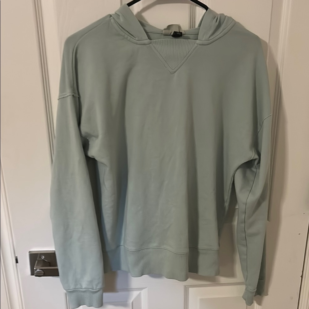 Universal Thread Green Sweater Relaxed Fit Pullover